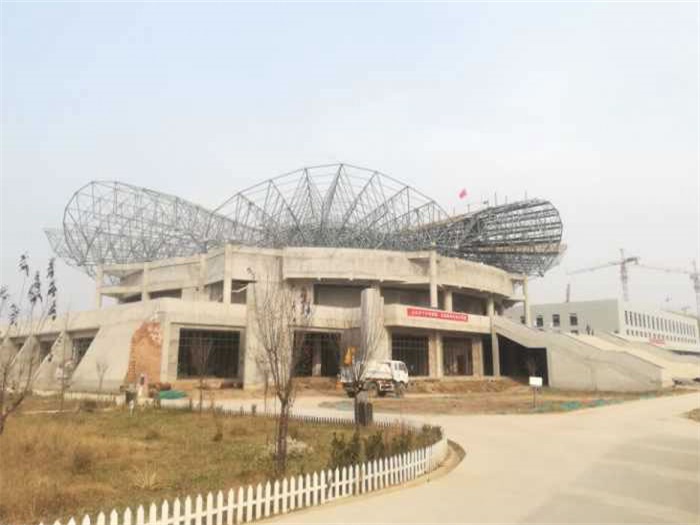 建瓯体育馆网架工程